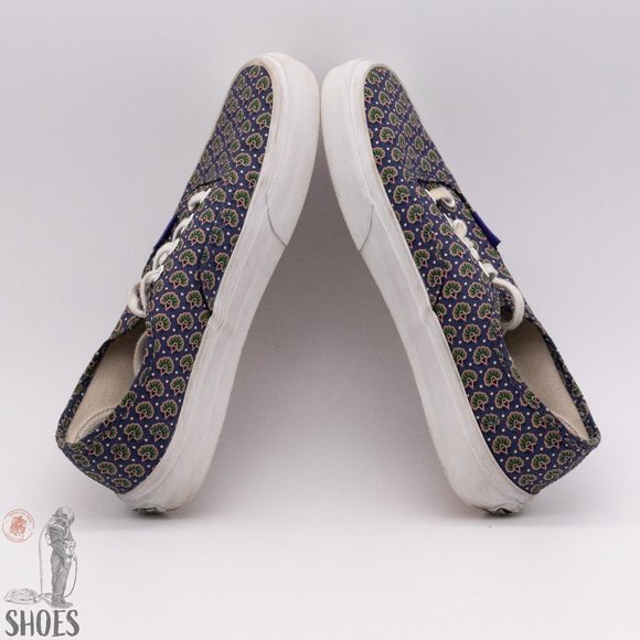 Vans Lace Up Sneaker Women's size 7.0 - Picture 8 of 15